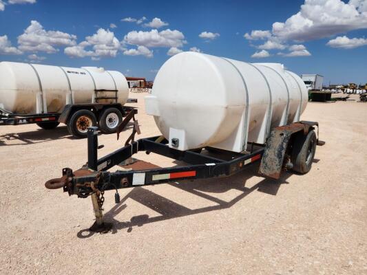 2010 Behnke 1025 Gallon Water Tank Trailer