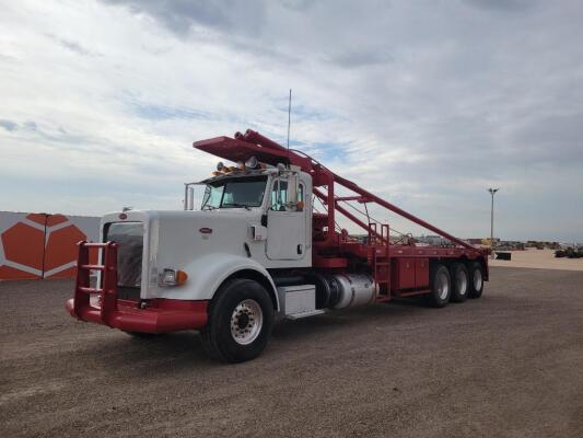 2012 Peterbilt 367 Winch Truck