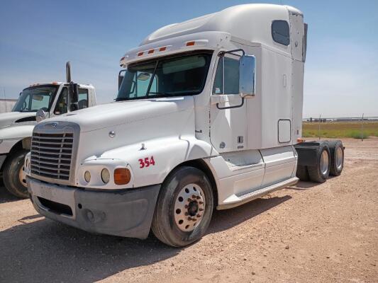 2010 Freightliner ST120 Truck Tractor