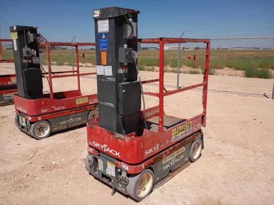 2019 Sky Jack SJ16 Vertical Mast Lift