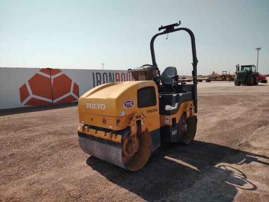 Volvo DD29 Vibratory Double Drum Asphalt Compactor