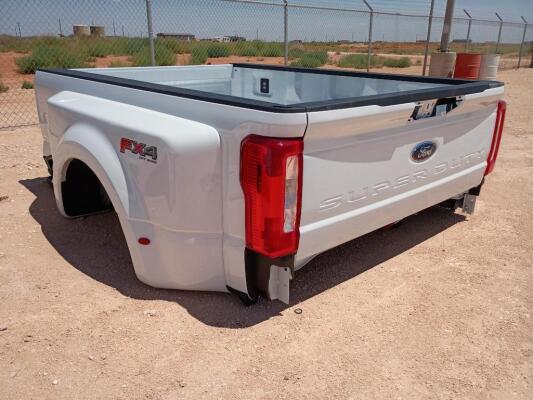 2026 Ford F-350 Dually Bed