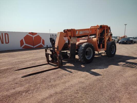 2011 JLG 10054 Telescopic Forklift