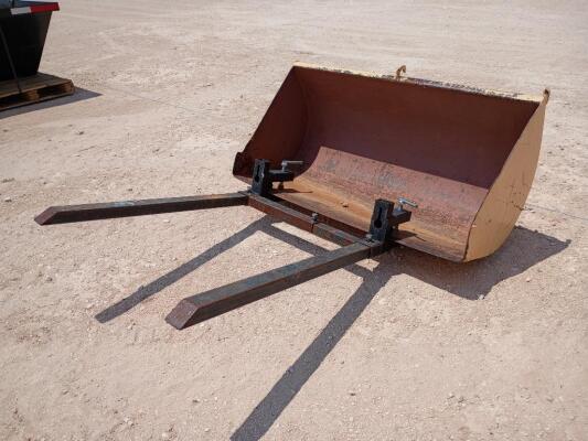 55'' Loader Bucket w/Pallet Forks