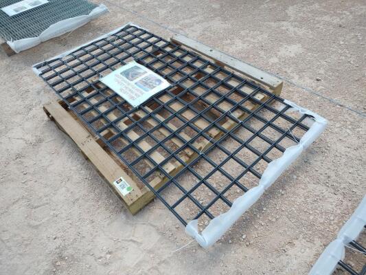 (5) 36" x 72" Gray Metal Rail Mesh