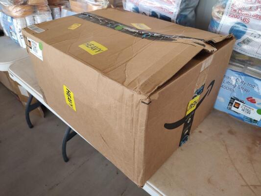 Box w/ Misc Lifting Straps