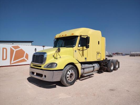 2005 Freightliner Columbia Truck Tractor