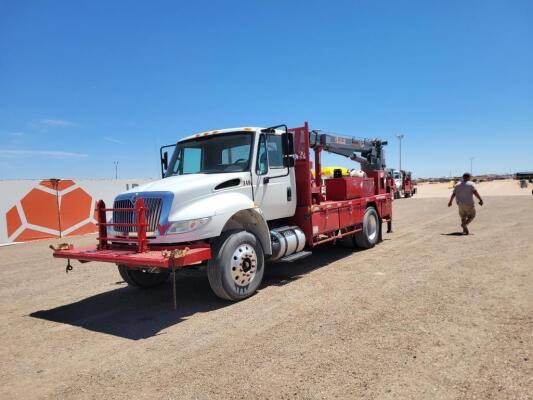 2019 International DuraStar 4300 Roustabout Truck