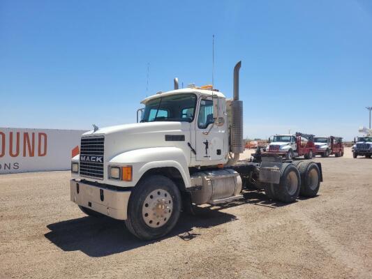 2005 Mack CHN613 Truck Tractor