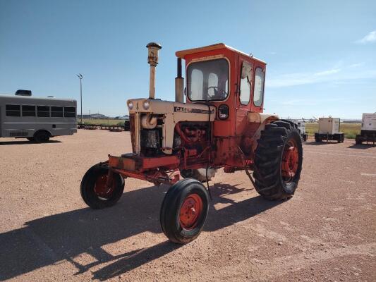 Case 1031 Tractor ( Does Not Run )