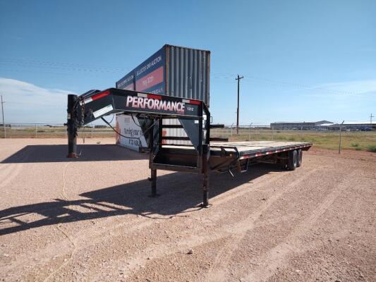 2007 Performance 32Ft Gooseneck Trailer