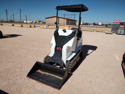 Bison Tek Mini Skid Steer Loader