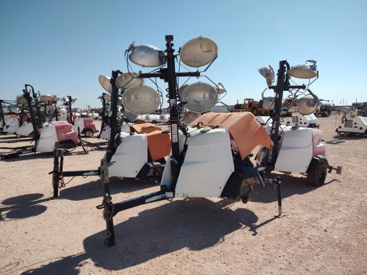 (4) Parts Machine Magnum Light Towers