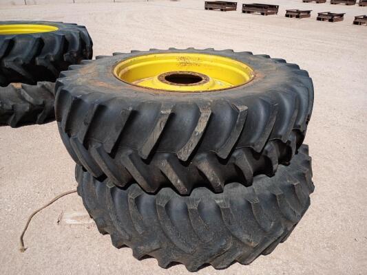 (2) John Deere Duals w/Tires 520/85 R 38