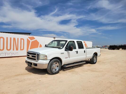 2005 Ford F-350 XLT Pickup