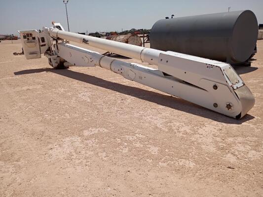 Altec AA755I-MH Bucket Boom