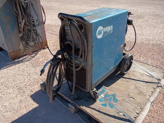 Miller Millermatic 300 Wire Welder