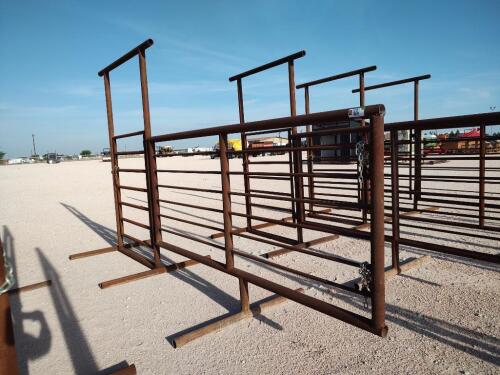 (1) 15ft Free Standing Fence Panel w/4ft Bowgate