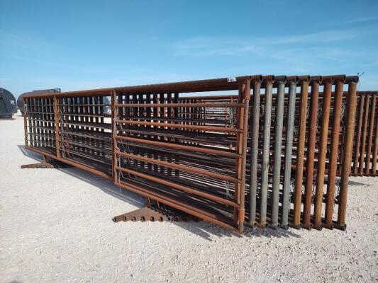 (10) 24Ft Free Standing Fence Panels (1) w/ 8ft Gate