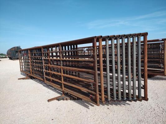 (10) 24Ft Free Standing Fence Panels (1) w/ 10ft Gate