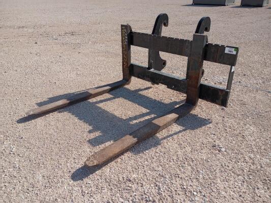 Cat 6W-8832 Quick Coupler Fork Attachment w/54'' Forks
