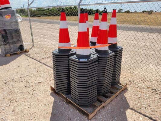 (125) Safety Traffic Cones