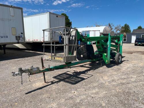 2002 JLG T500 Towable Manlift