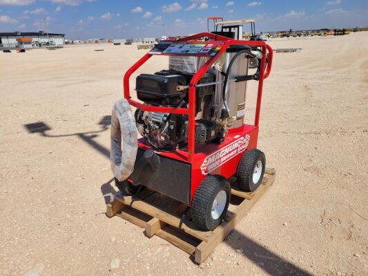 Magnum 4000 Series Hot Water Pressure Washer