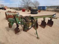 John Deere 3955 5 Bottom Switch Plow