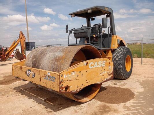 2004 Case SV212 Vibratory Single Drum Compactor