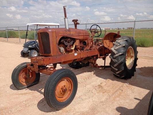 Allis Chalmers WD45 Tractor (Does Not Run)