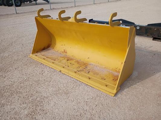 7ft John Deere Loader Bucket