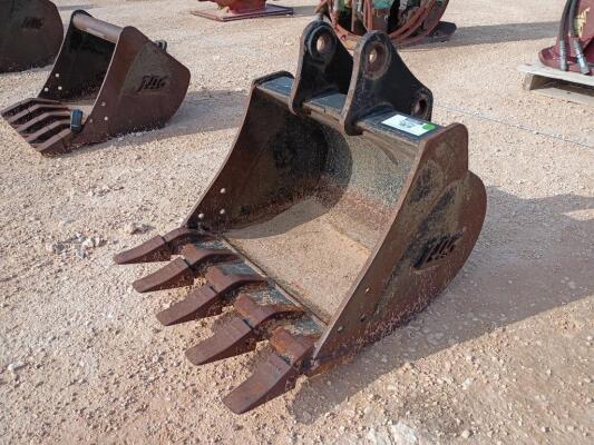 24'' Yanmar Digging Bucket