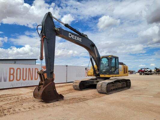 John Deere 290G LC Excavator