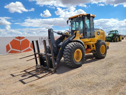 2019 John Deere 524L Wheel Loader