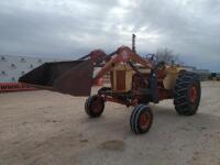 CASE 930 Tractor with Front end Loader