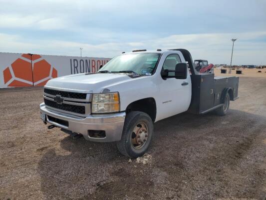 2011 Chevrolet 3500 HD Service Truck