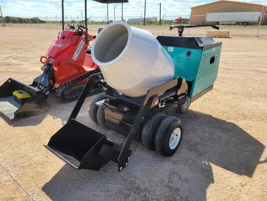 2026 MT800 Mini Stand On Self Loading Concrete Mixer