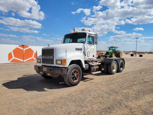1990 Mack CH613 Truck Tractor