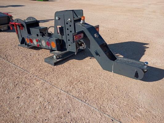 PROMECH FW80 Hydraulic Fifth Wheel Wrecker w/Light Bar