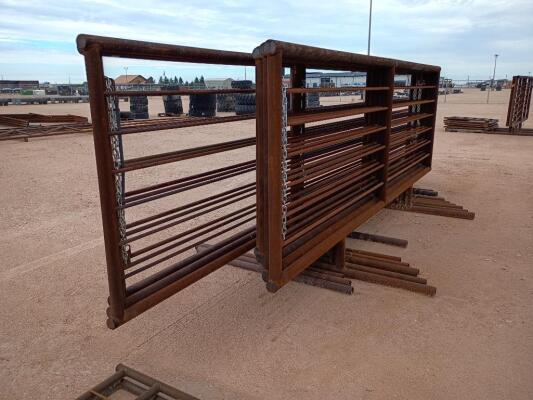(9) Misc Free Standing Fence Panels (3) 20ft (6) 14ft