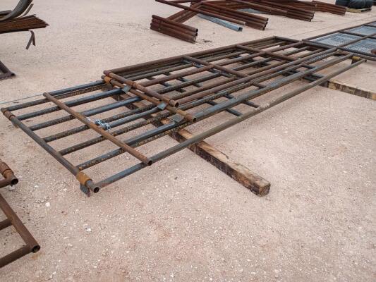 (4) Misc Gates w/Weld on Hinges