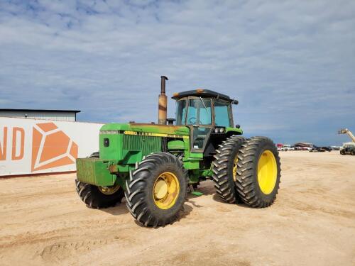 1988 John Deere 4650 Tractor