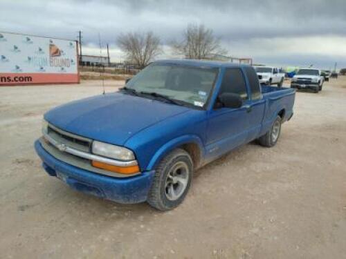 2000 Chevy S10 LS Pickup