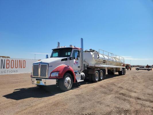 2018 Kenworth T880 Truck Tractor w/ Dragon Vacuum Tank Trailer