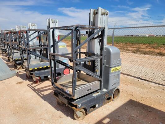 JLG 20-MVL Self Propelled Electric Vertical Mast Lift