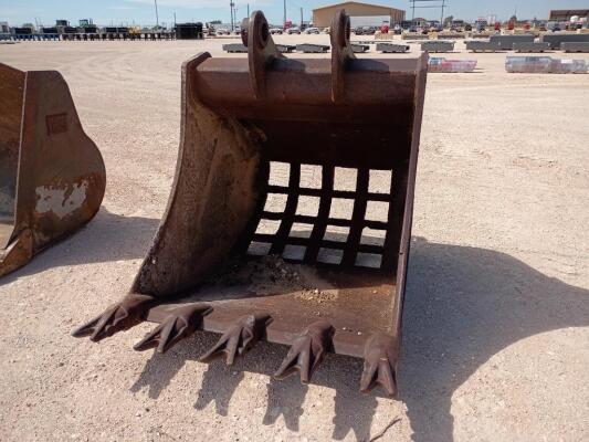 4Ft Hensley Excavator Screening Bucket