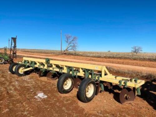 Roll a Cone 8 Row 40'' Disc Bedder