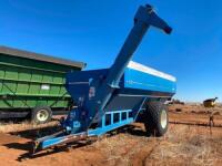 KINZE 840 BU. GRAIN CART  