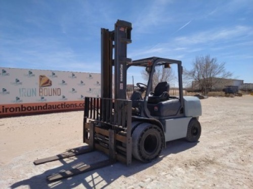 1999 Komatsu FD45T2-7 Forklift